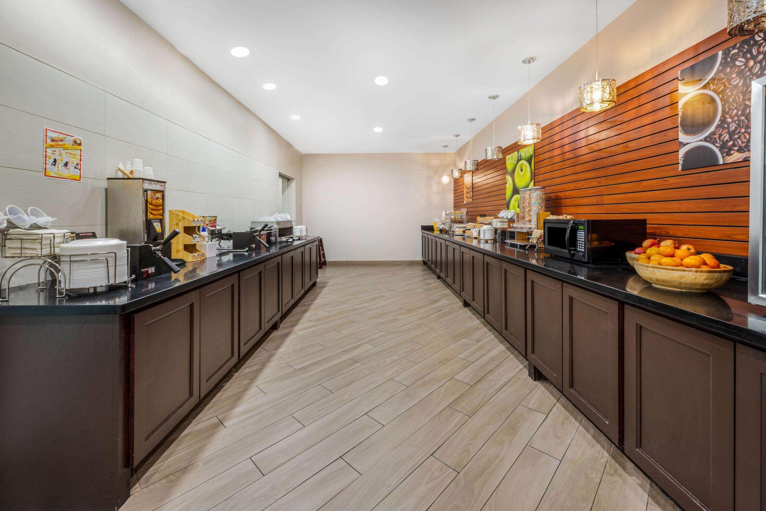 La Quinta By Wyndham Houston Humble Atascocita Hotel Bagian luar foto